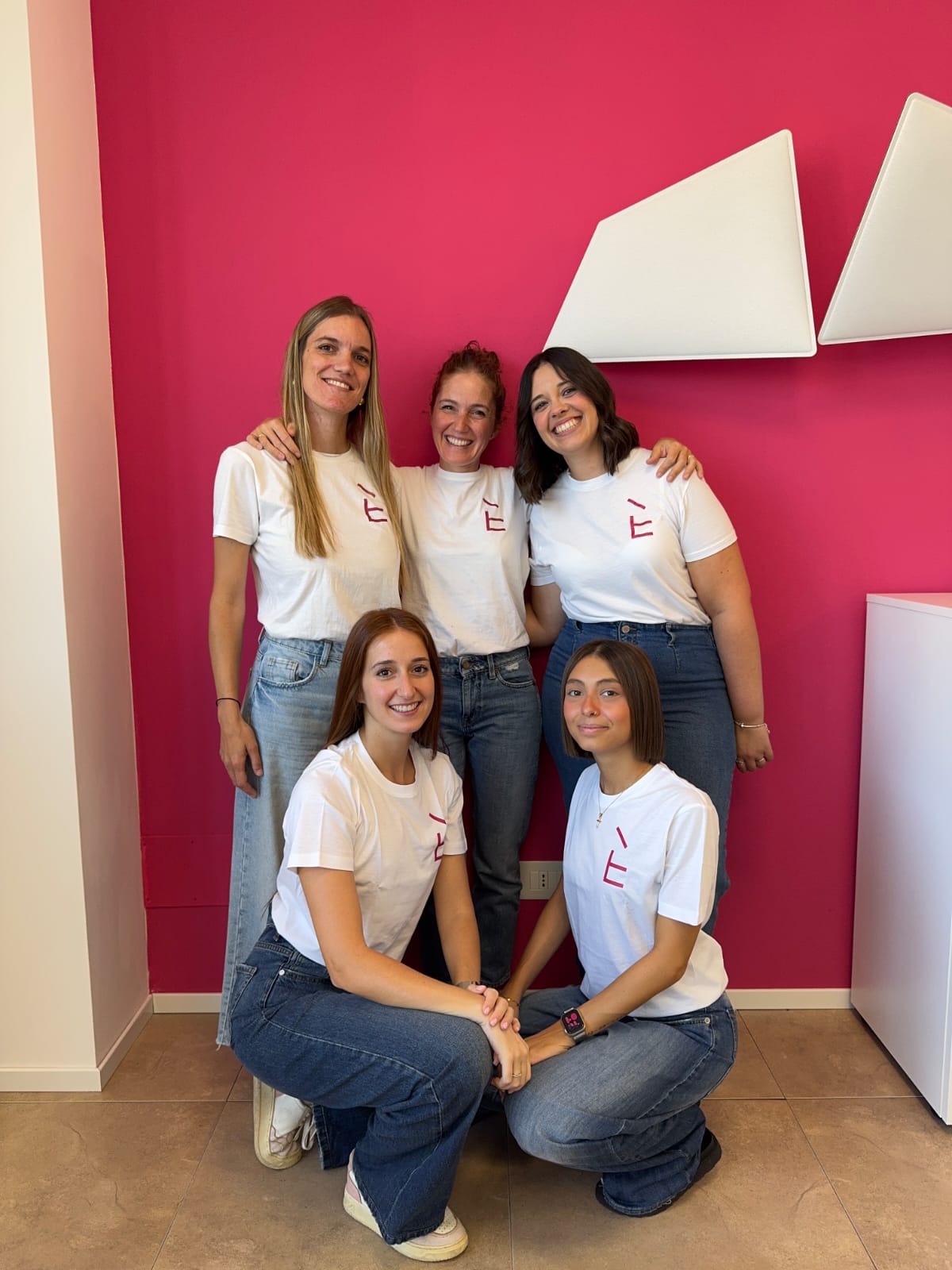 Il team Empatia Co. in ufficio a Lunano